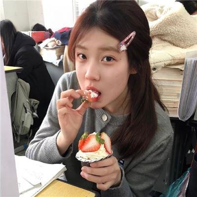 唇彩间谍